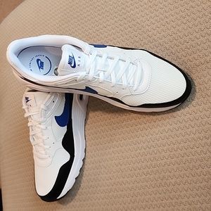 NWOB Nike Airmax SC